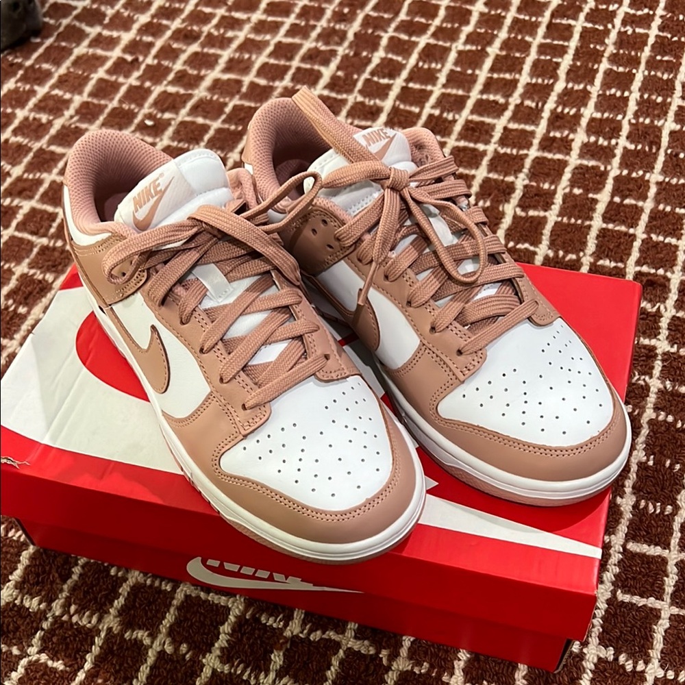 Nike Low Dunks “Rose Whisper”